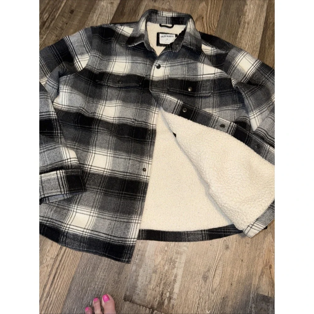 Old Navy Shirt Jacket Mens XL Black White Buffalo Plaid Wool Sherpa Lined - Picture 4 of 6